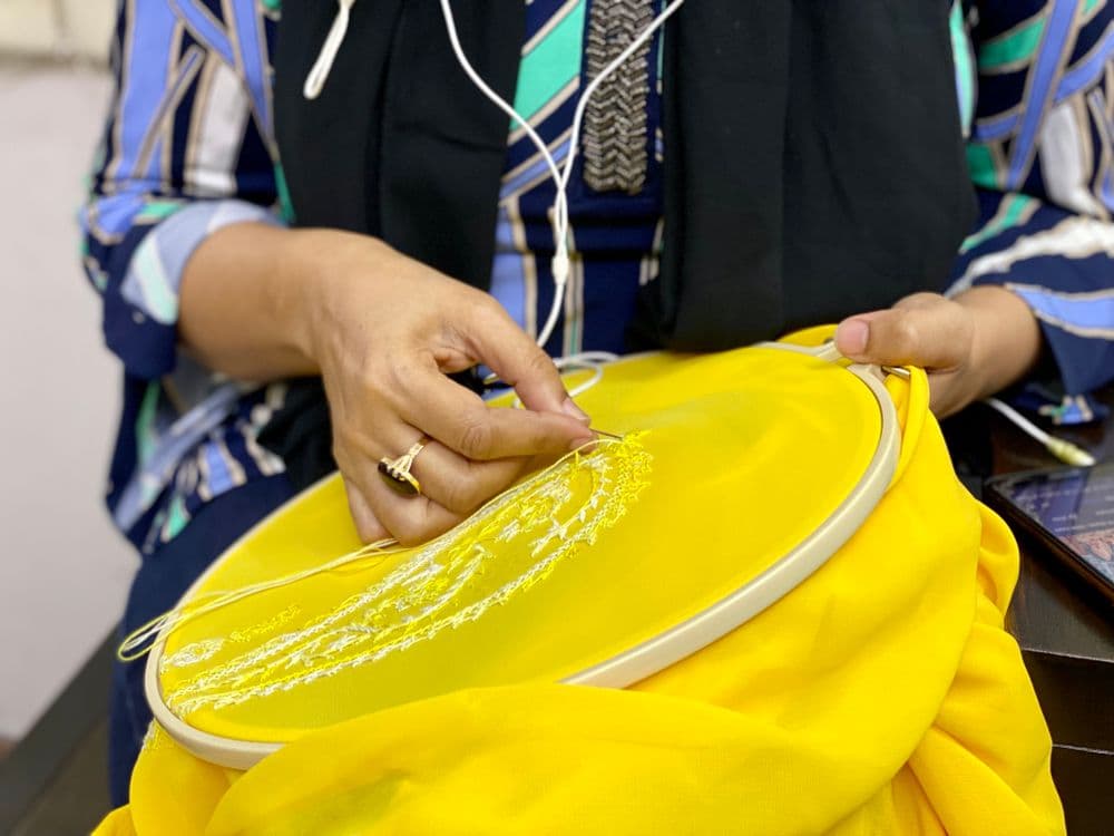 Learning hand embroidery