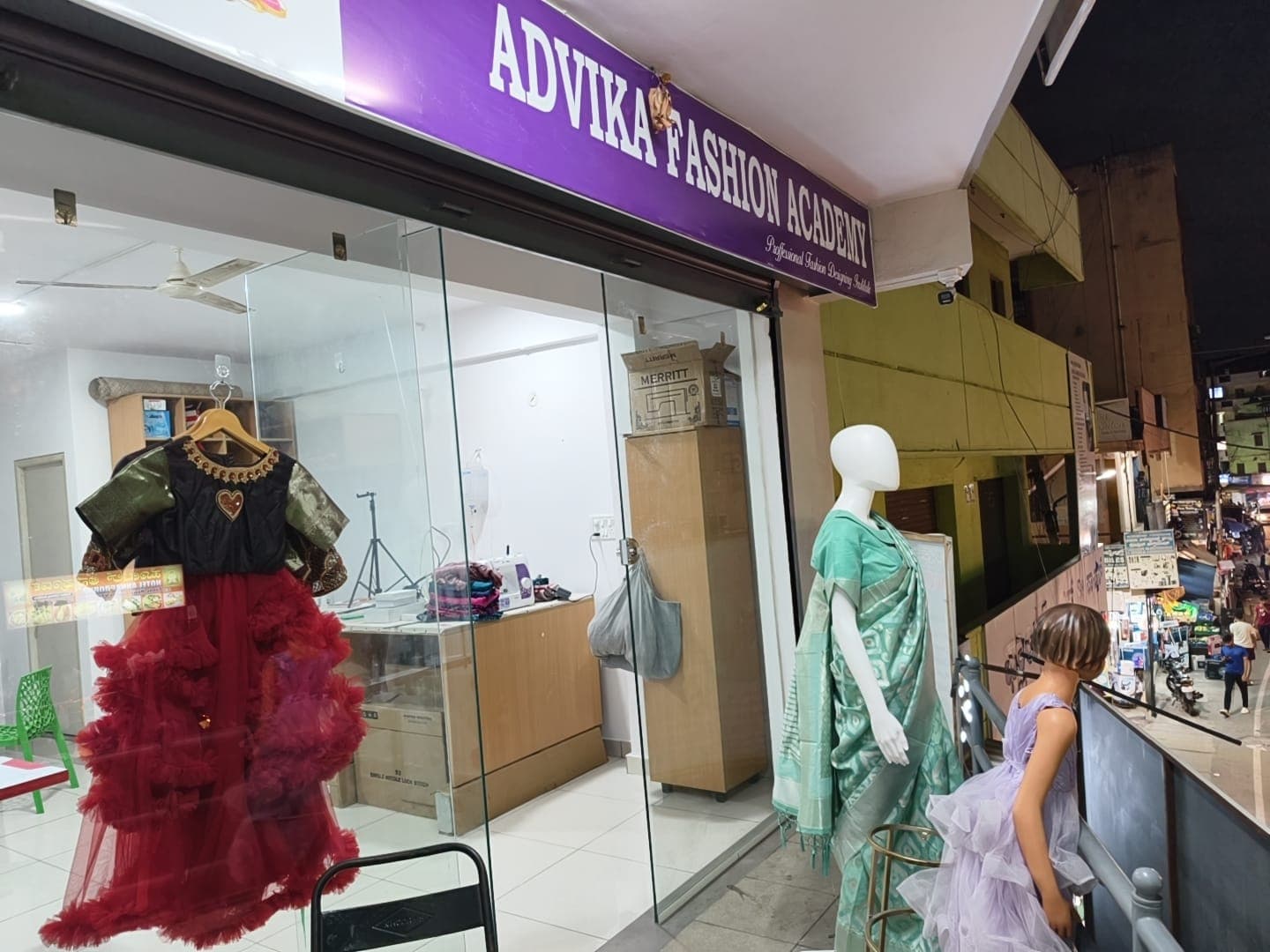 Advika Fashion Academy